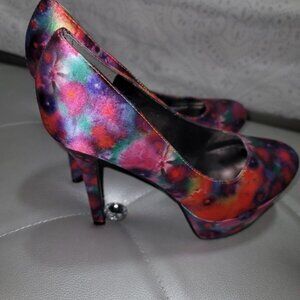 Carlos Santana Silky Luxe Fabric Multicolor Stiletto Heels Pumps